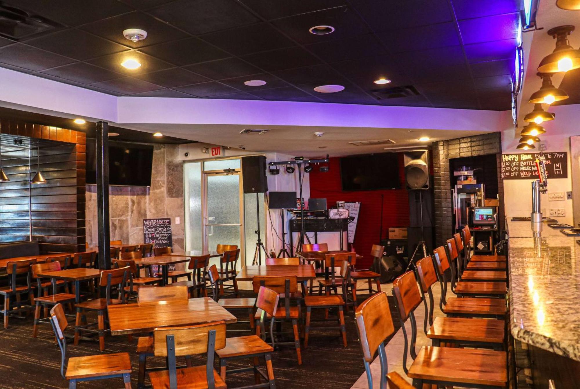 מלון Ramada By Wyndham דל ריו מראה חיצוני תמונה