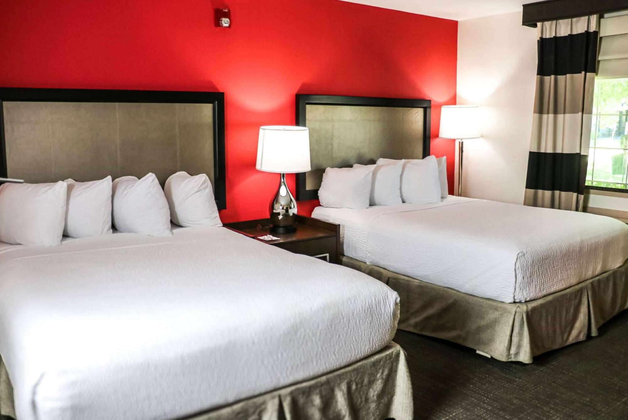 מלון Ramada By Wyndham דל ריו מראה חיצוני תמונה